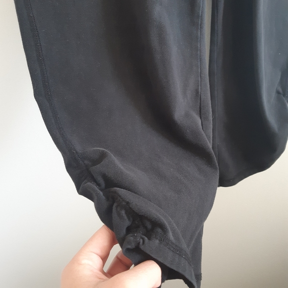 PATAGONIA Cropped Wide Leg Cinched Leggings - Picture 3 of 8